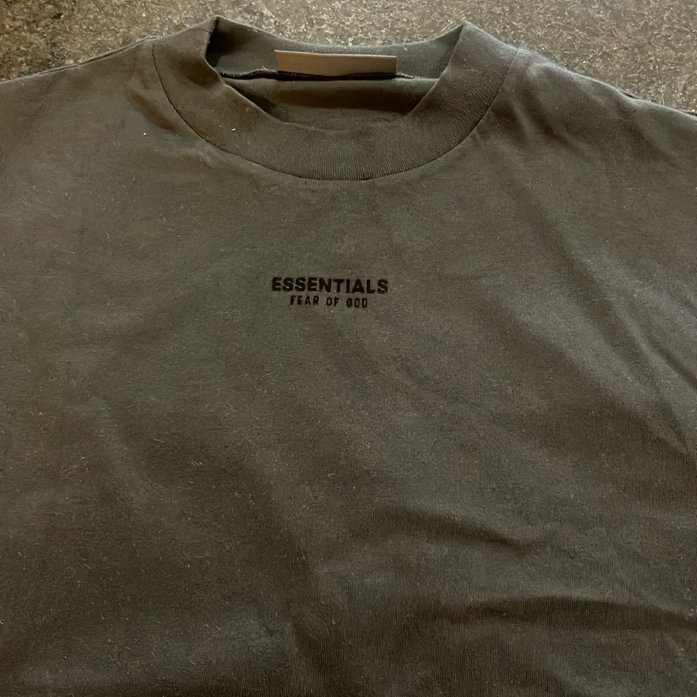 Black Fear of God  Essential’s long sleeve T-Shirt BRAND NEW AND NEVER WORN